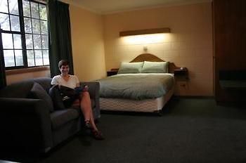 Bridport Bay Inn Buitenkant foto